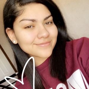 Meet your Posher, Thalia